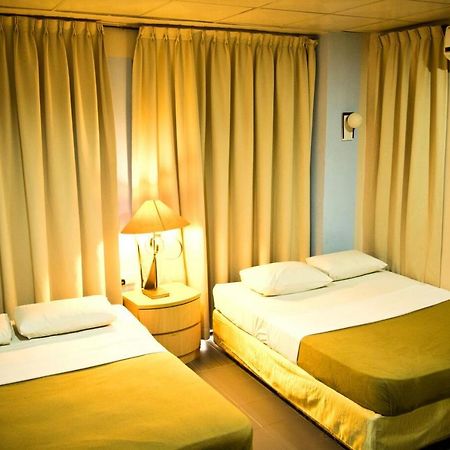 Golden Leaf Boutique Hotel Johor Bahru Exterior photo